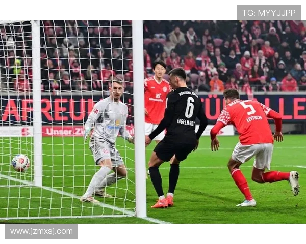 德甲联赛门兴格拉德巴赫球队的情况简介